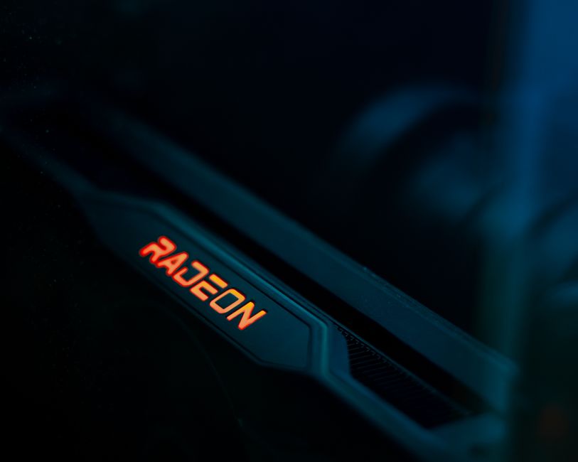 AMD Radeon vs NVIDIA en 2024: La Batalla de la Gama Media que Está Cambiando el Juego