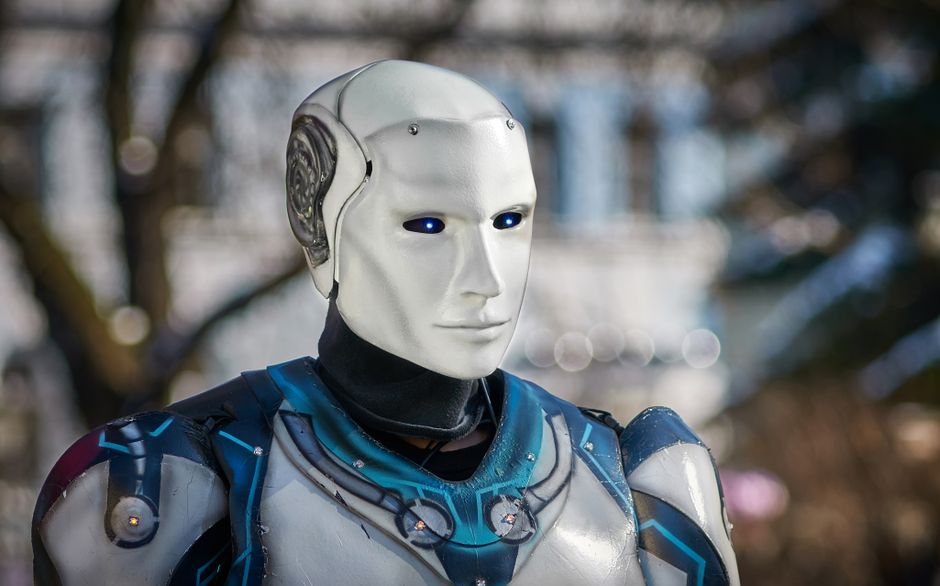 Autoaprendizaje en Inteligencia Artificial: ¿Puede la IA Crecer de Forma Autónoma?