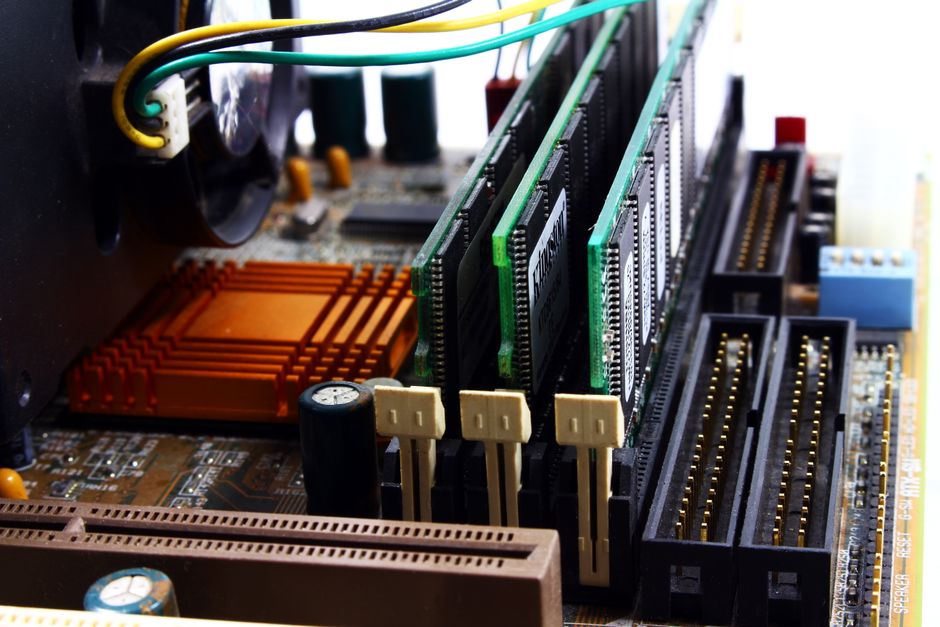 computer hardware PCIe slots motherboard