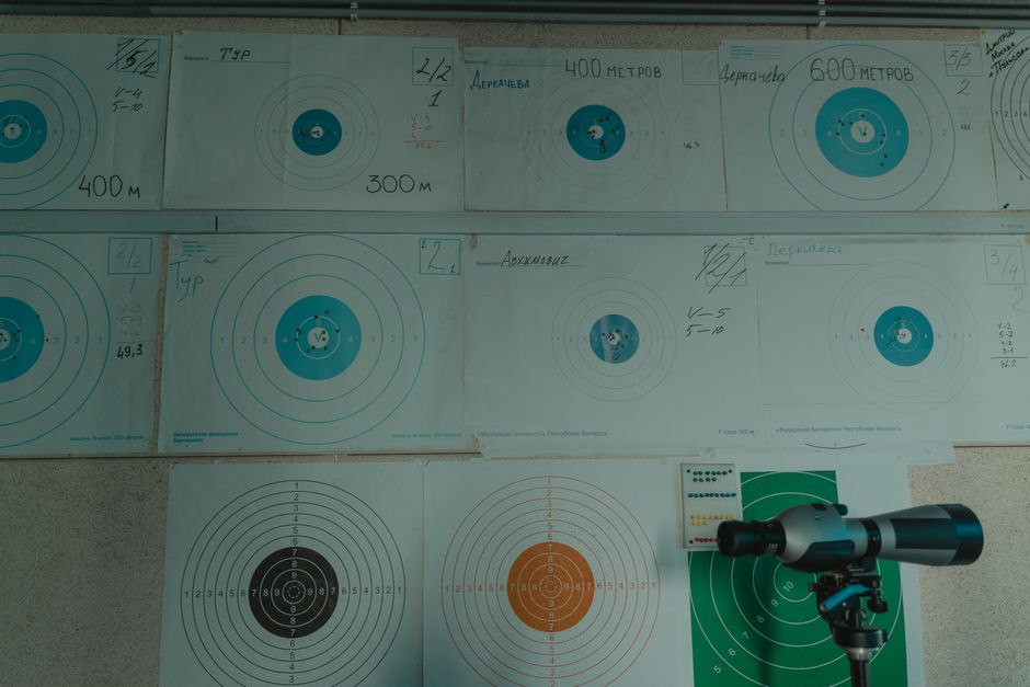 Cómo mejorar tu puntería en juegos shooter competitivos: rutinas de entrenamiento