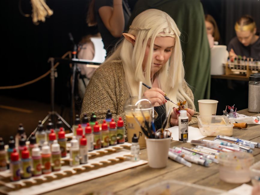 cosplay crafting costume making
