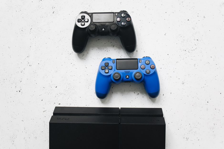 El Ciclo de Vida de las Consolas se Alarga: ¿Por Qué la PS4 Sigue Recibiendo Juegos?