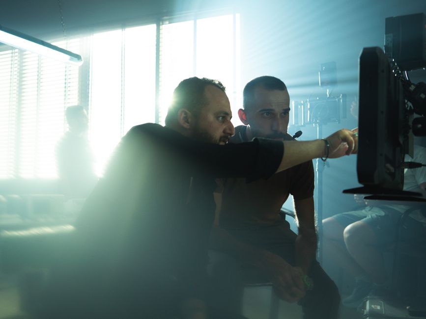 El Director de IA de Left 4 Dead: Cómo Valve Revolucionó los Juegos Cooperativos con Algoritmos Adaptativos