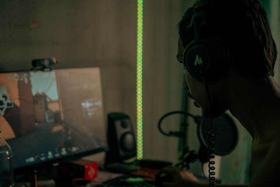 indie game developers crowdfunding community