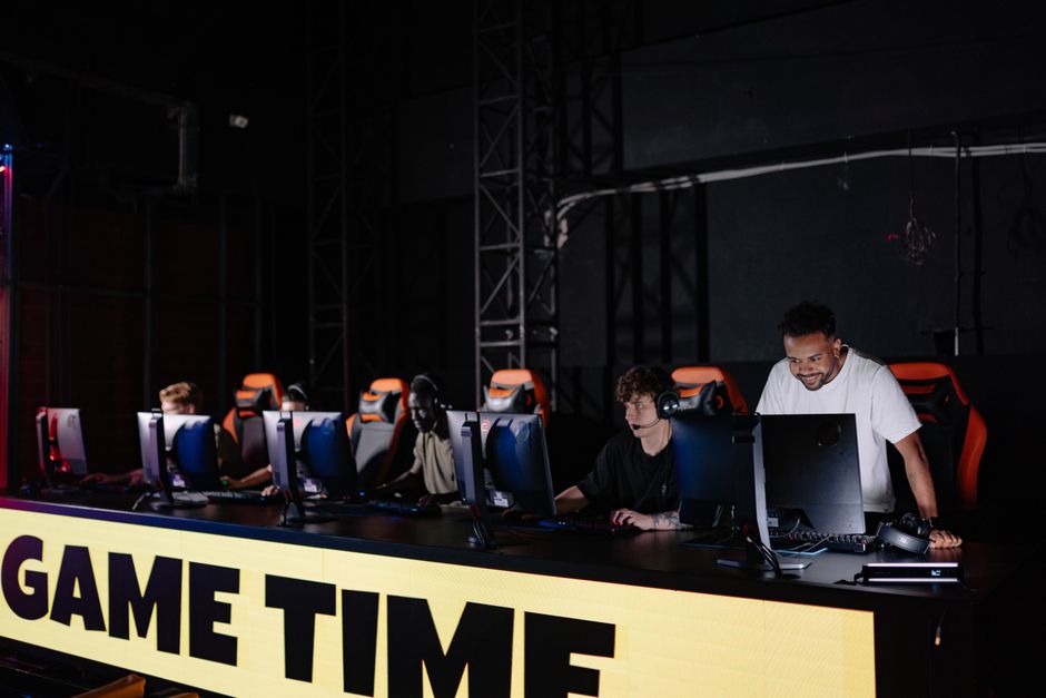 competitive gaming setup professional