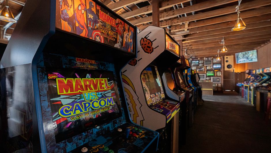 retro gaming arcade machines