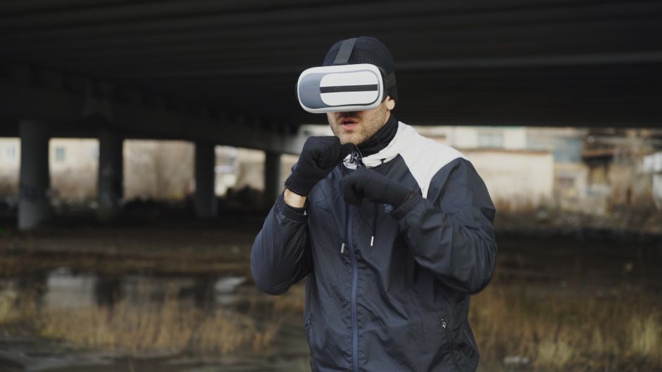 Mecánicas de Movimiento en VR: Estrategias Efectivas para Eliminar Mareos y Desorientación