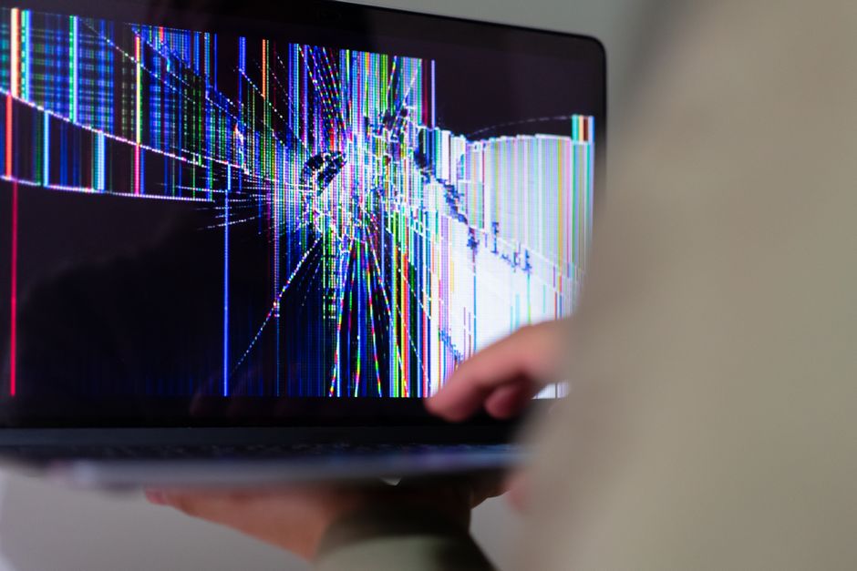 computer error screen distorted