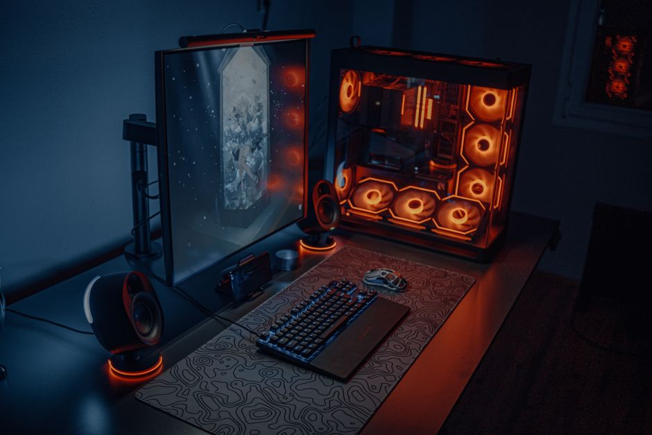 mini PC gaming setup desk