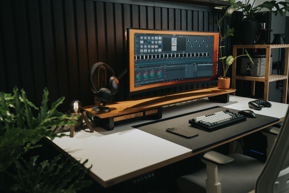 Monitores Ultrawide 32:9: Inmersión Total frente a Problemas de Compatibilidad – La Realidad que los Devs No Queremos Contar