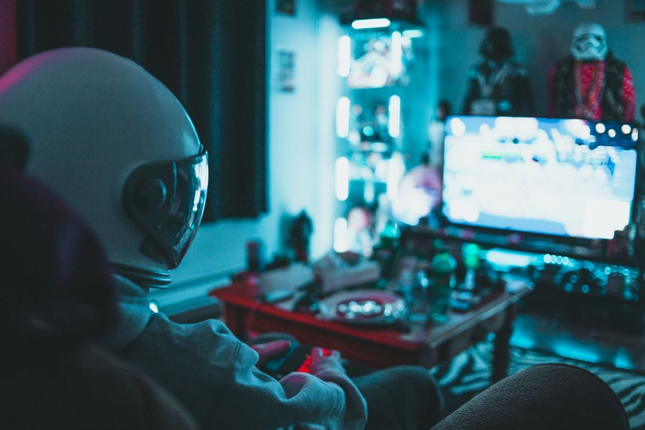 gaming monitor response time latency