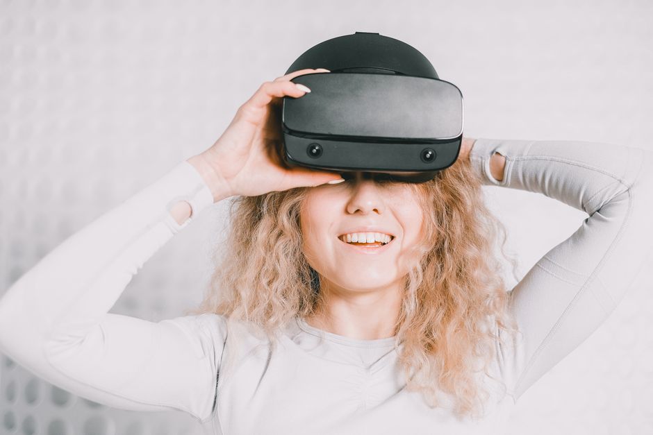 virtual reality headset technology 2024