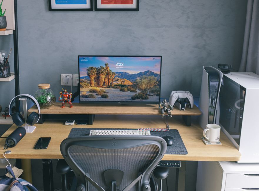Sillas Gaming vs Sillas Ergonómicas de Oficina: ¿Qué es Mejor para Jugar Durante Horas?