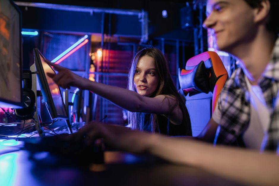 Top 10 Juegos con los Mejores Modos Cooperativos Locales (Pantalla Partida): Análisis Técnico del Desarrollador