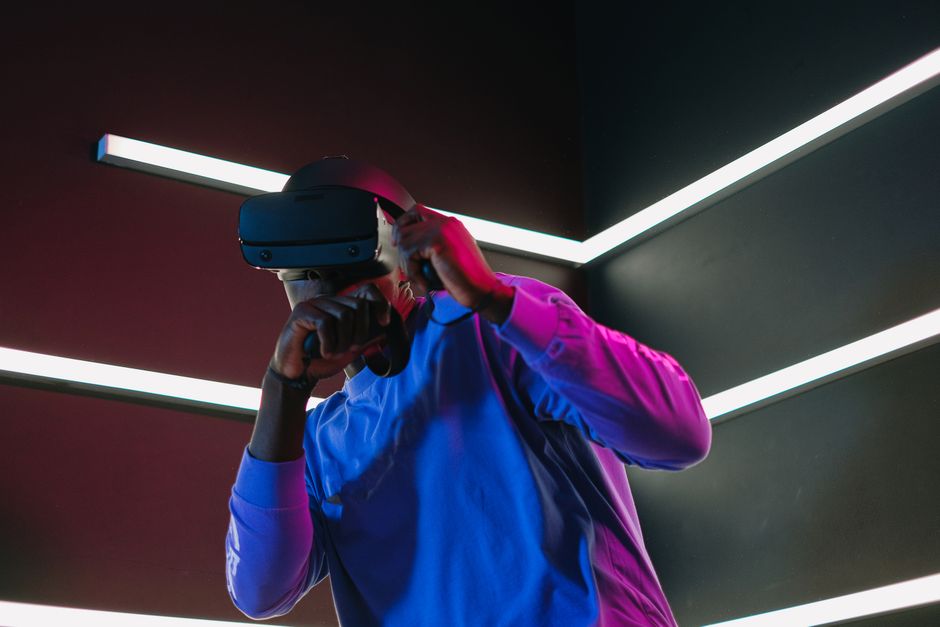 immersive virtual reality gaming headset