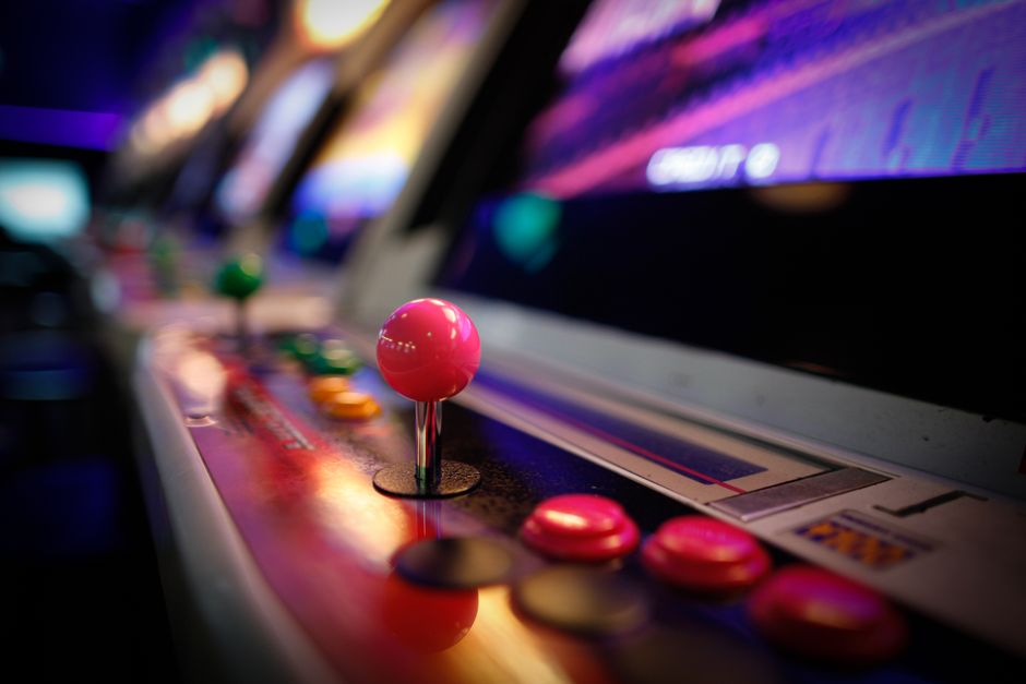 arcade games retro neon